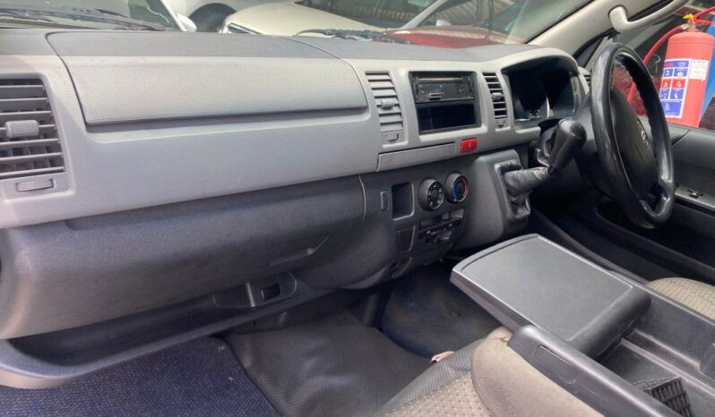 
								2013 TOYOTA QUANTUM full									