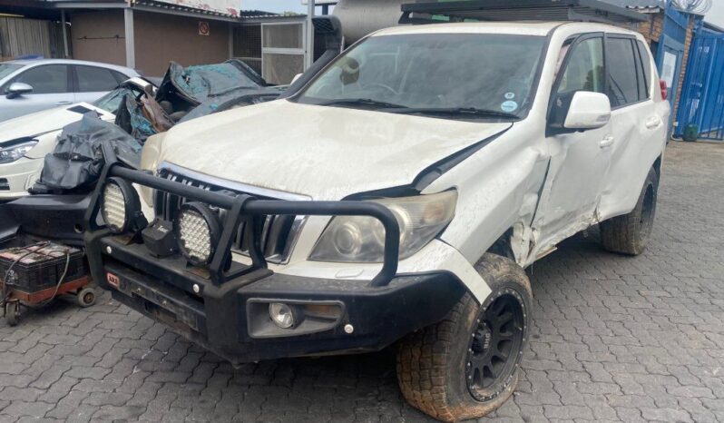 
								2011 TOYOTA PRADO VX 4.0 full									