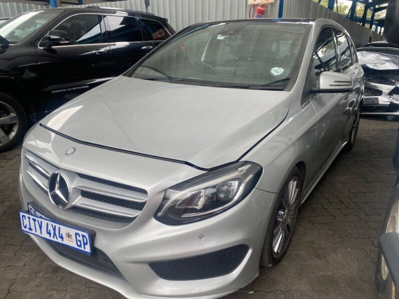 
								2016 MERCEDES BENZ B220D full									