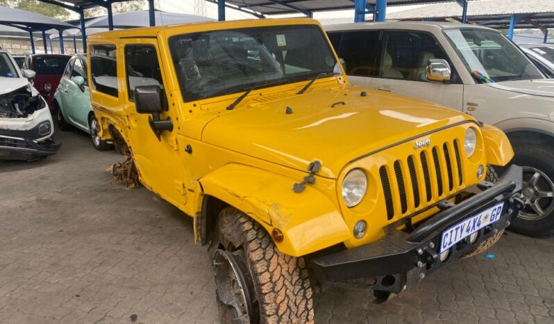 
								2015 JEEP WRANGLER SAHARA 3.6 V6 full									