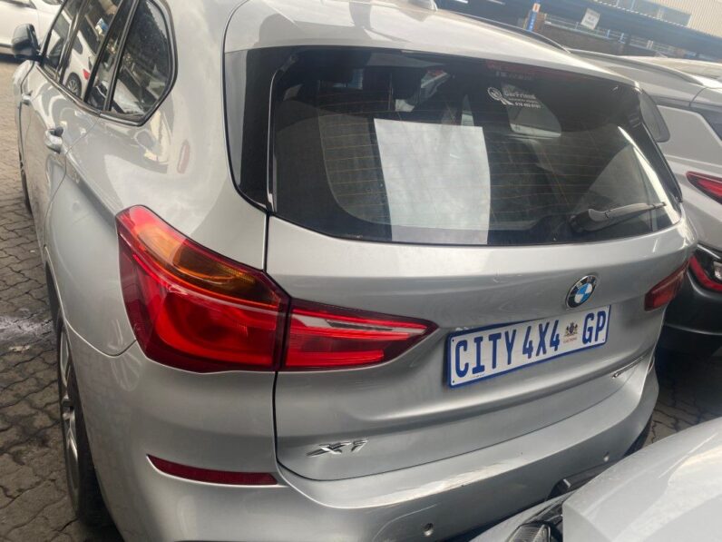 
								2019 BMW X1 XDRIVE 18i full									