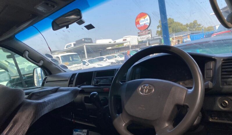 
								2015 TOYOTA QUANTUM 2.5 D4D full									