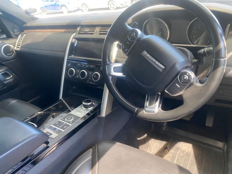 
								2017 LAND ROVER DISCOVERY HSE full									