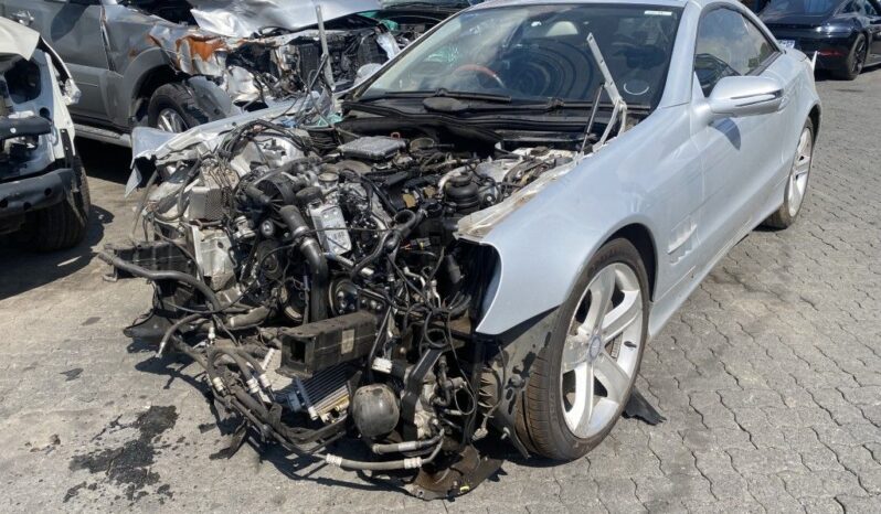 
								2025 MERCEDES BENZ R230 full									