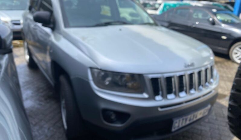 
								2012 JEEP COMPASS 2.0 CVT LIMITE full									