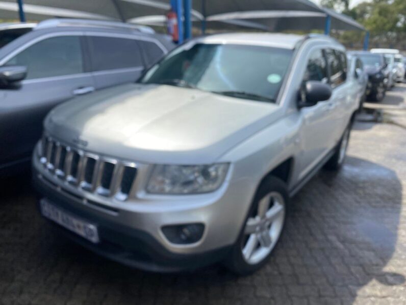 
								2012 JEEP COMPASS 2.0 CVT LIMITE full									