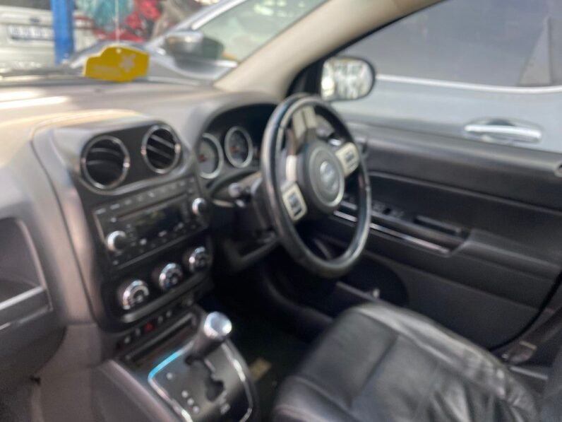 
								2012 JEEP COMPASS 2.0 CVT LIMITE full									