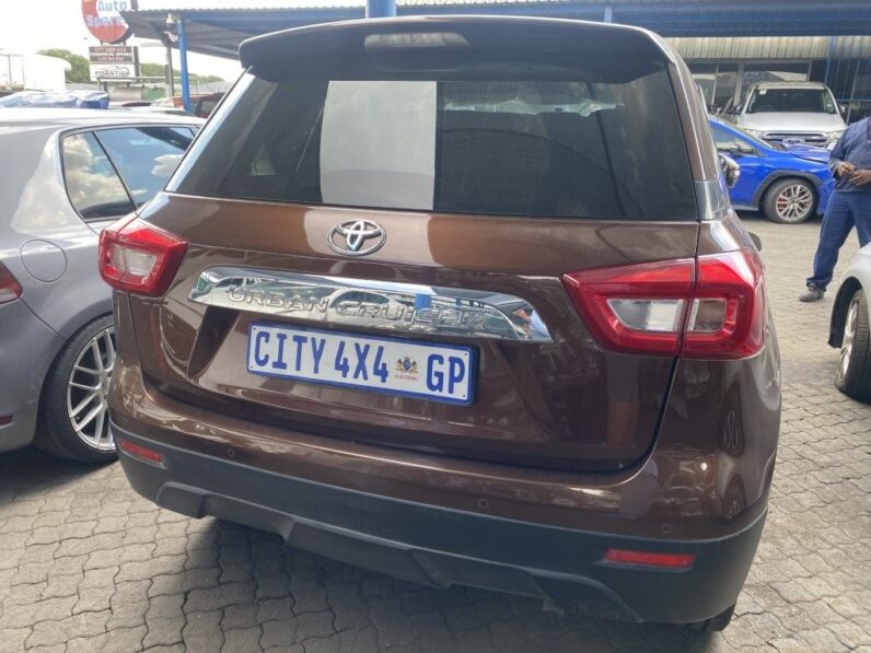 
								2022 TOYOTA URBAN CRUISER full									