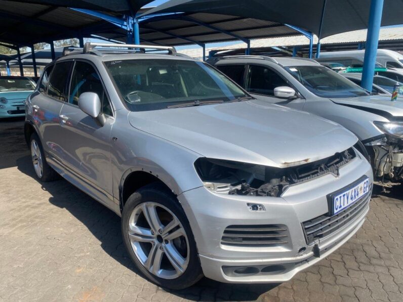 
								2014 VW TOUAREG 3.0 V6 TDi full									