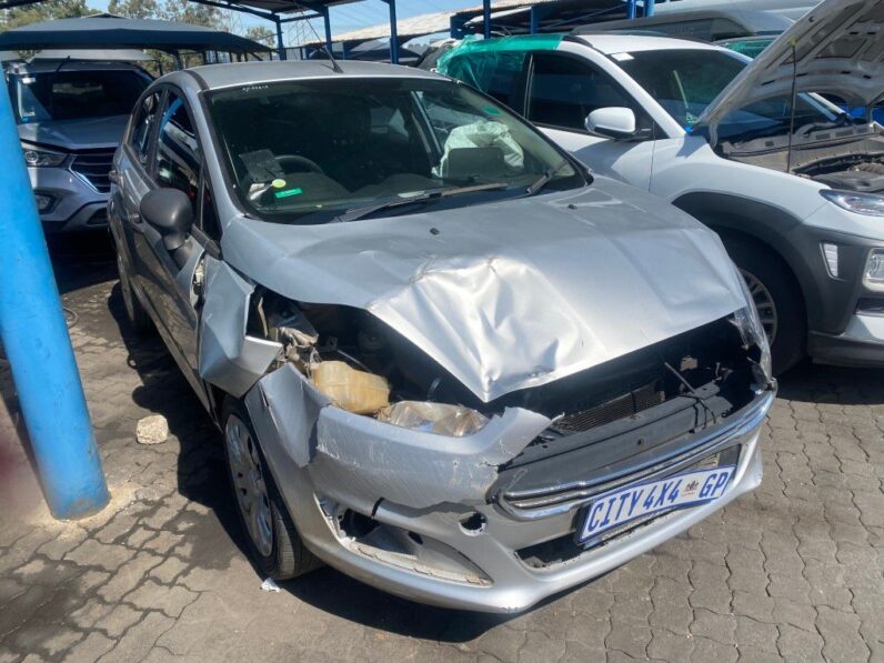 
								2016 FORD FIESTA full									