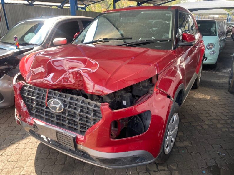 
								2022 HYUNDAI VENUE 1.0 TGDi full									