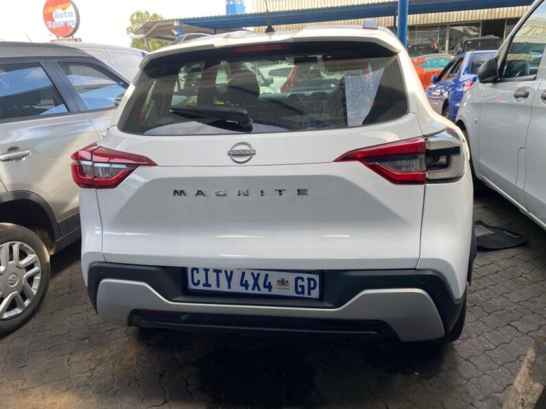 
								2021 NISSAN MAGNITE 1.0 CVT full									