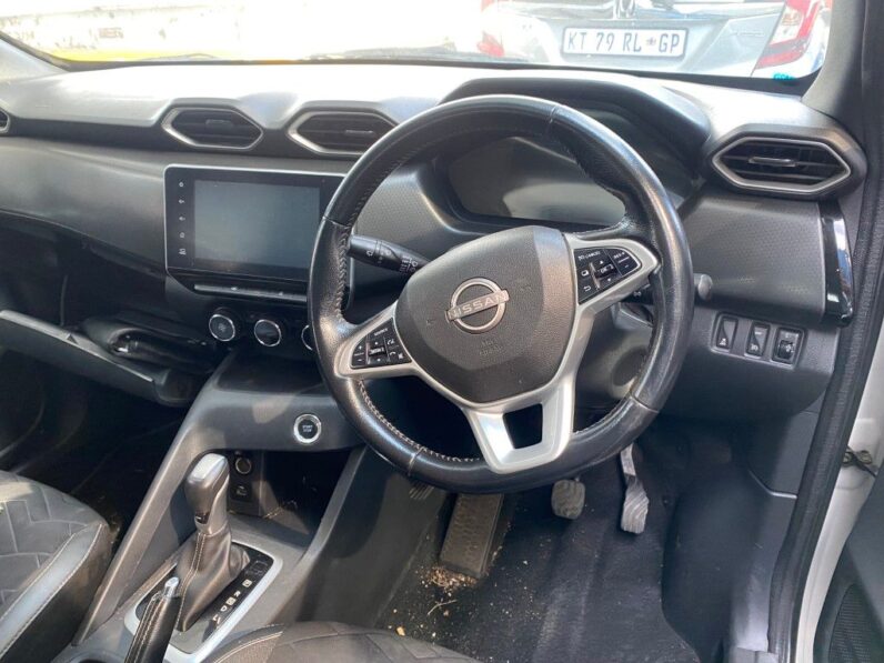 
								2021 NISSAN MAGNITE 1.0 CVT full									