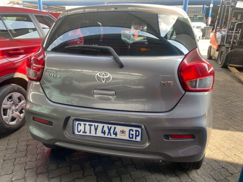 
								2024 TOYOTA VITZ 1.0 XR full									