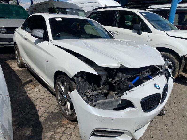 
								2016 BMW 235i full									