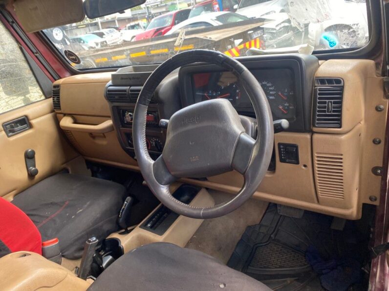 
								2002 JEEP WRANGLER SAHARA 4.0 full									