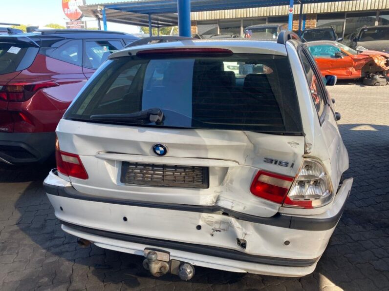 
								2003 BMW 318i TOURING full									