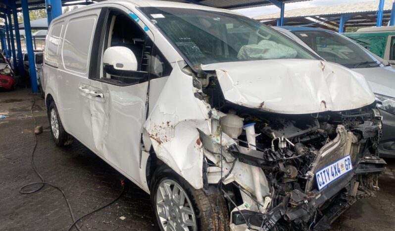 
								2022 HYUNDAI STARIA 2.2 full									