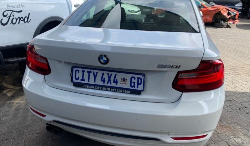 
								2017 BMW 220i SPORT LINE F22 full									