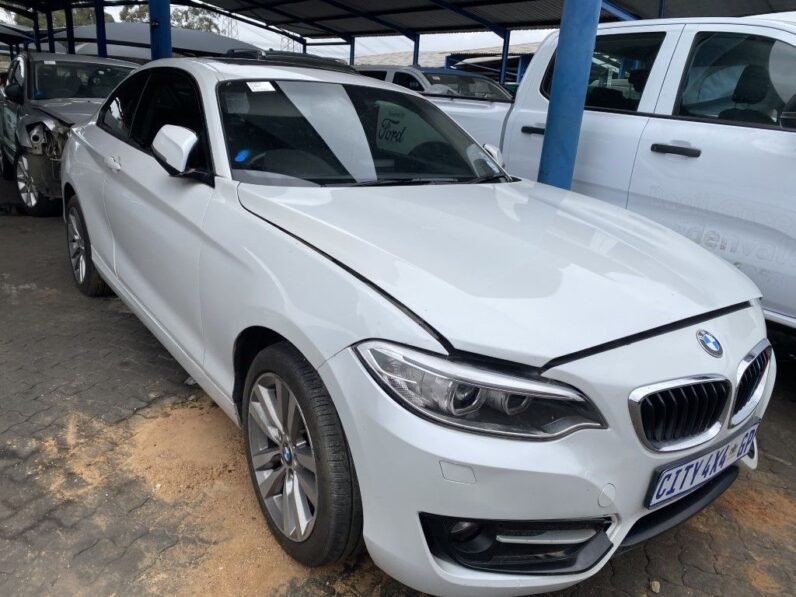 
								2017 BMW 220i SPORT LINE F22 full									