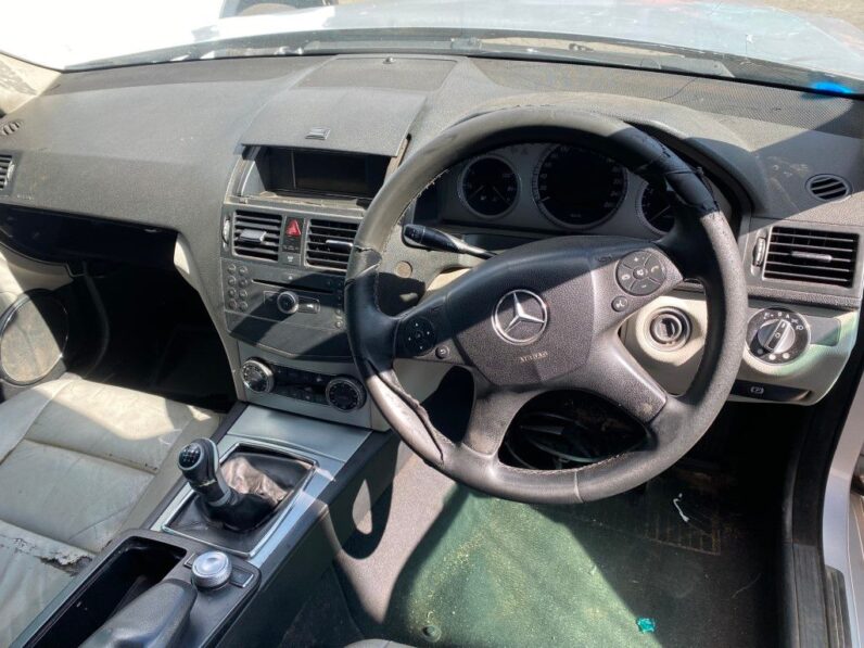 
								2009 MERCEDES BENZ C180 CGI B CL full									