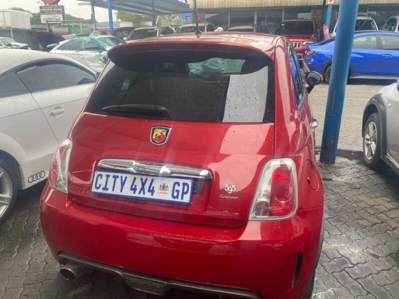 
								2017 FIAT 500 ABARTH full									