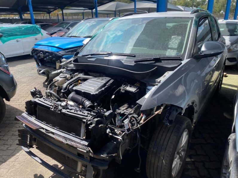 
								2024 VW T-CROSS 1.0 full									