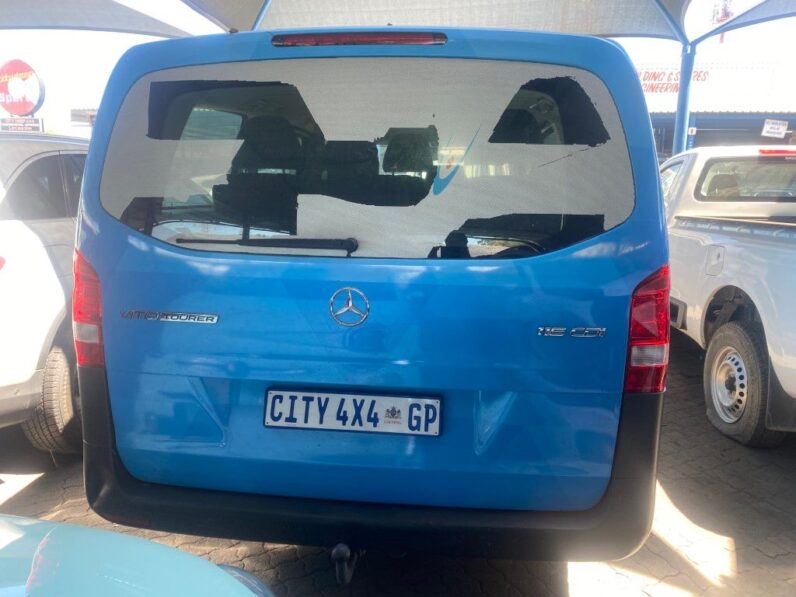 
								2021 MERCEDES BENZ VITO full									