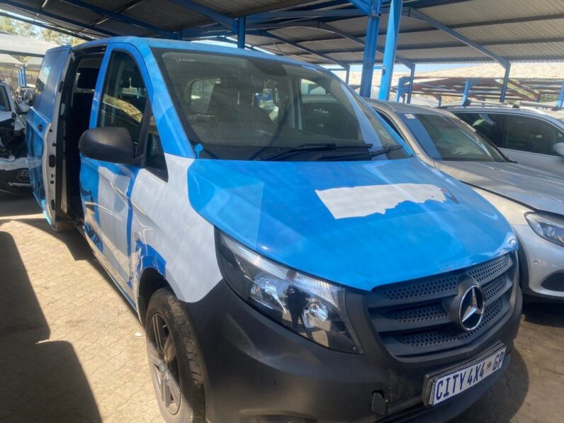 
								2021 MERCEDES BENZ VITO full									