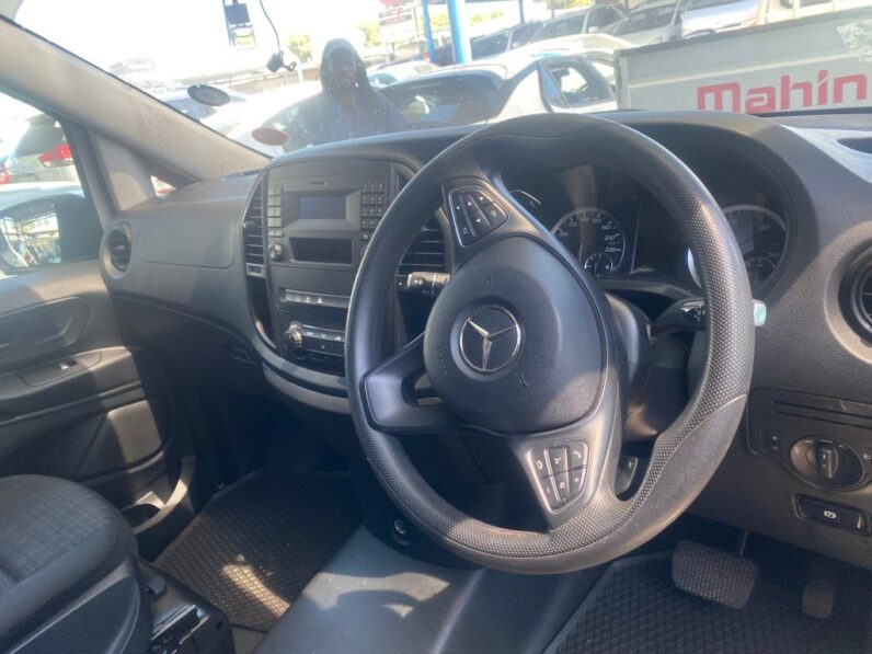 
								2021 MERCEDES BENZ VITO full									