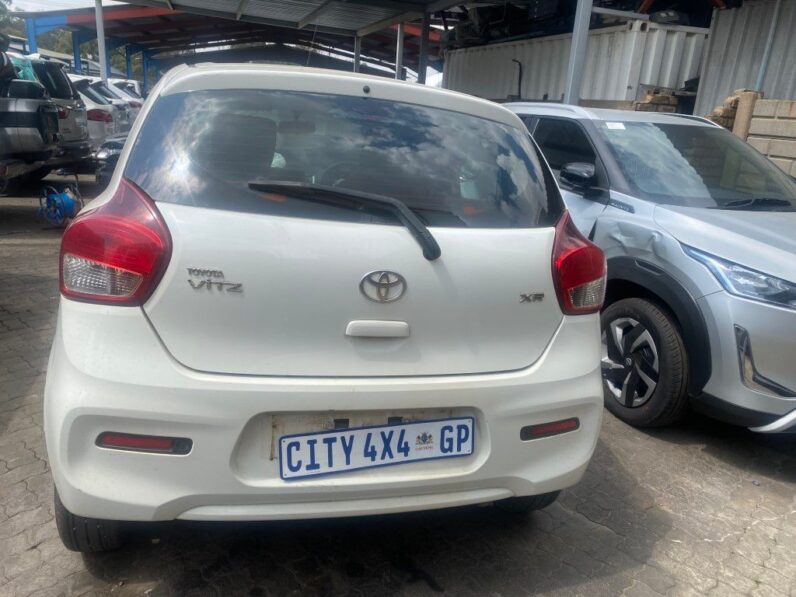
								2023 TOYOTA VITZ 1.0 XR full									
