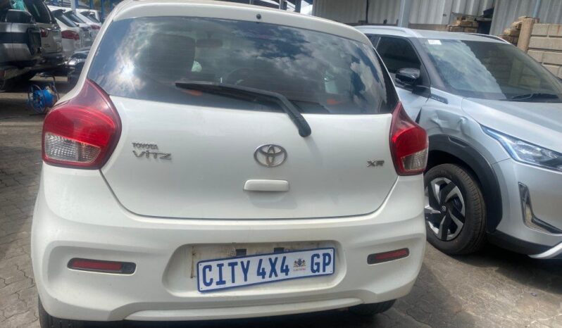 
								2023 TOYOTA VITZ 1.0 XR full									