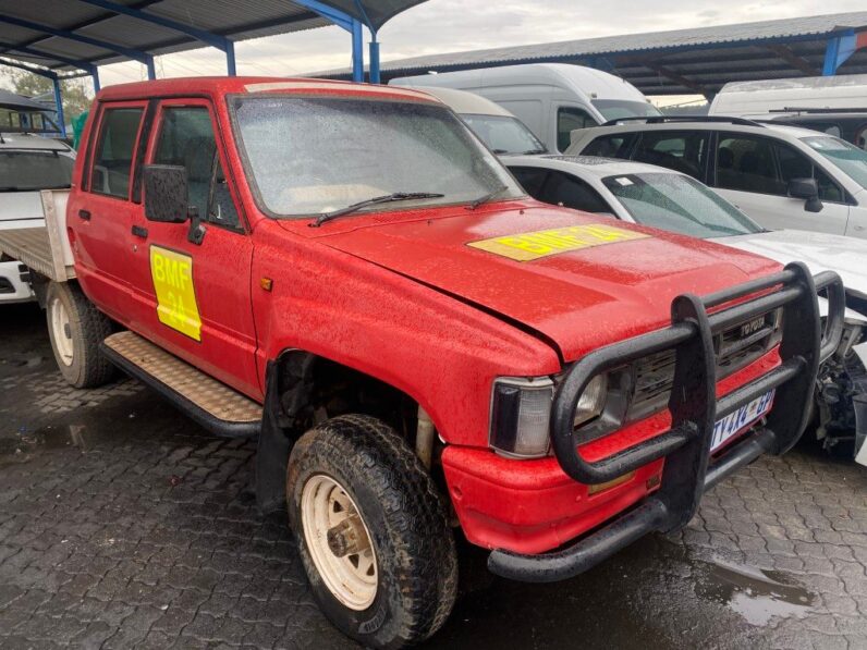 
								1994 TOYOTA HILUX full									