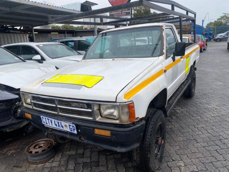 
								1994 TOYOTA HILUX full									
