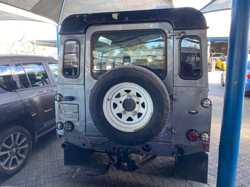 
								2010 LAND ROVER DEFENDER 110 full									