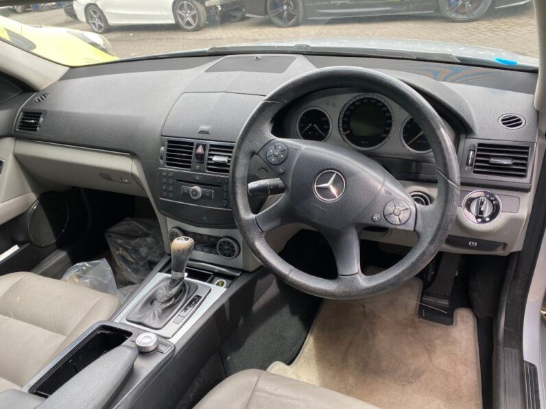 
								2007 MERCEDES BENZ C280 full									