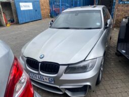2010 BMW 320