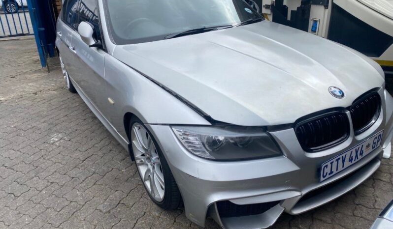 
								2010 BMW 320 full									