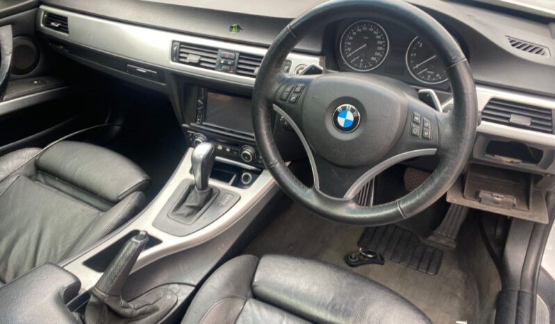 
								2010 BMW 320 full									