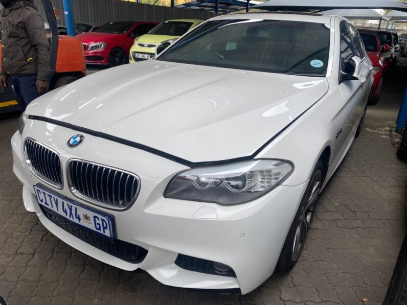 
								2012 BMW 520D full									