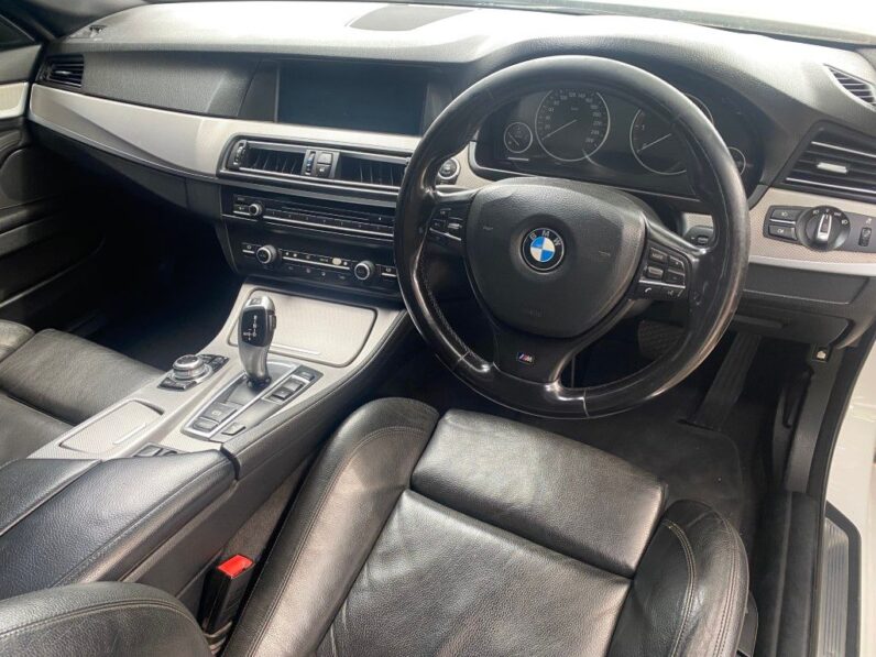 
								2012 BMW 520D full									