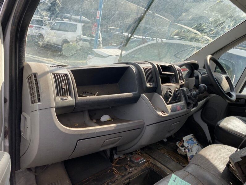 
								2011 PEUGEOT BOXER full									