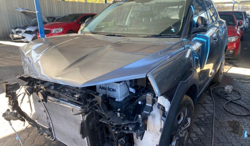 
								2025 MAHINDRA XUV300 1.2T MX2 A/ full									