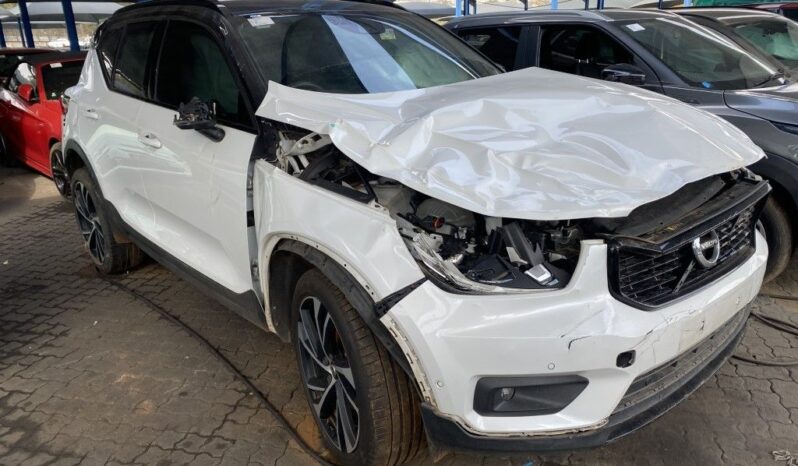 
								2018 VOLVO XC40 full									