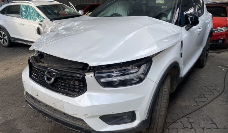 
								2018 VOLVO XC40 full									