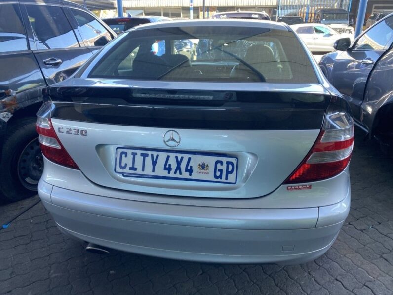 
								2006 MERCEDES BENZ CL203 full									