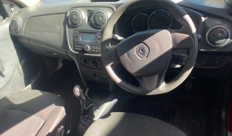 
								2015 RENAULT SANDERO full									