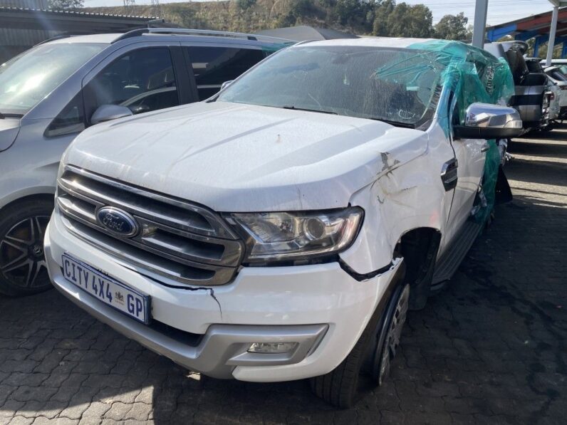 
								2019 FORD EVEREST full									