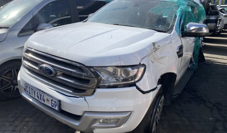 
								2019 FORD EVEREST full									