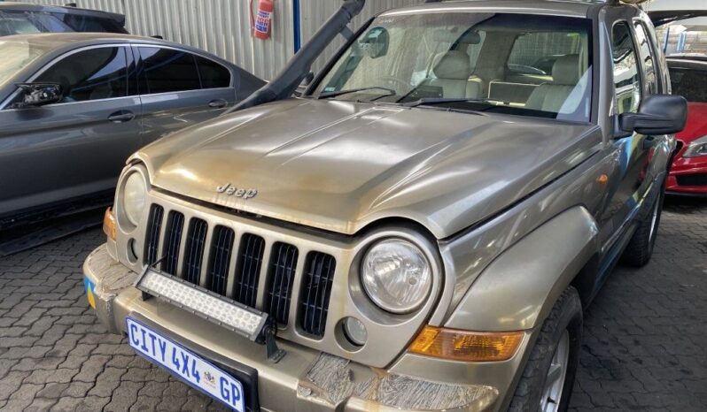 
								2005 JEEP CHEROKEE 2.8 CRD full									